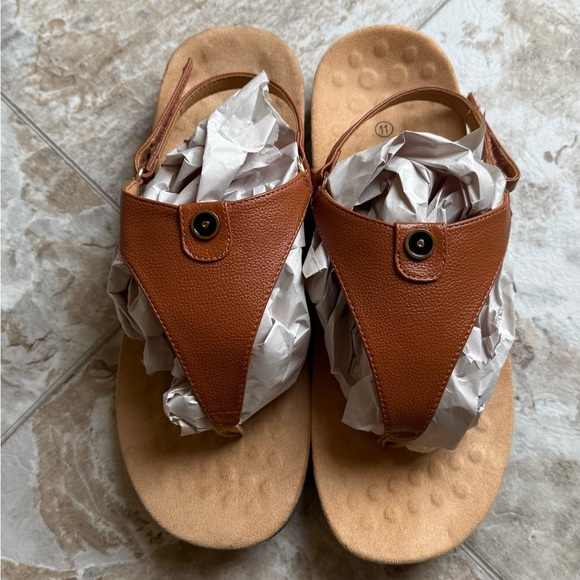 Athlefit Orthopedic Sandals For Women With Arch Support. - Picture 4 of 6